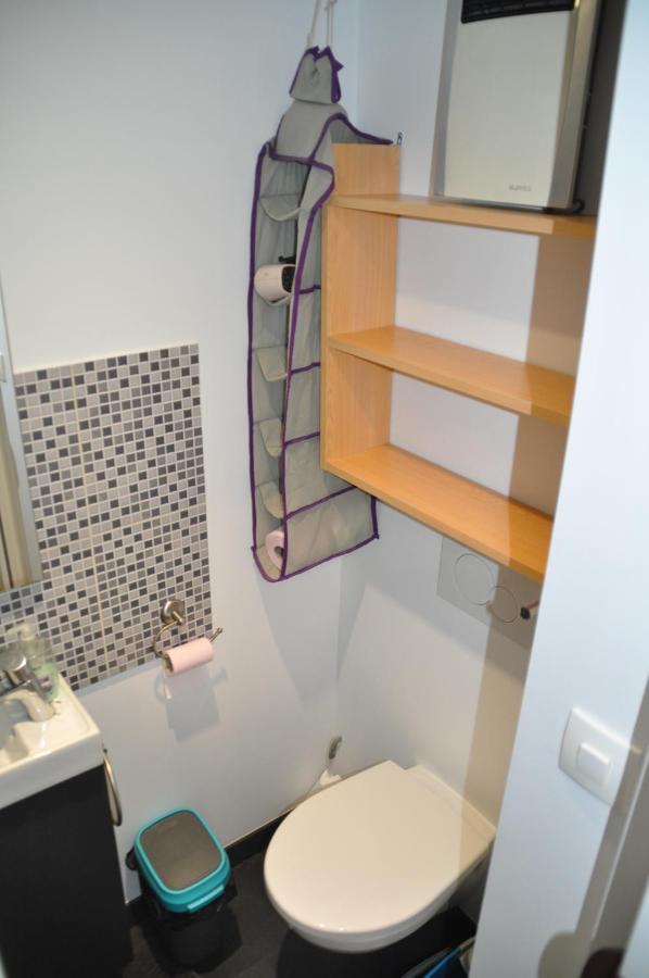 Studio Evian Centre Luaran gambar